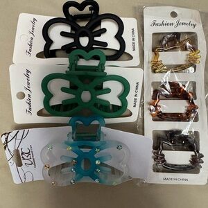 Set of 6  Hair Clips Hello Kitty inspired in different sizes & colors